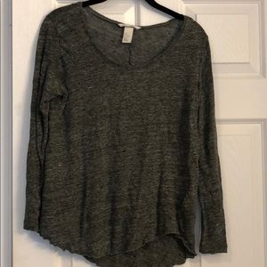 linen heather gray tee. Size small. EUC.